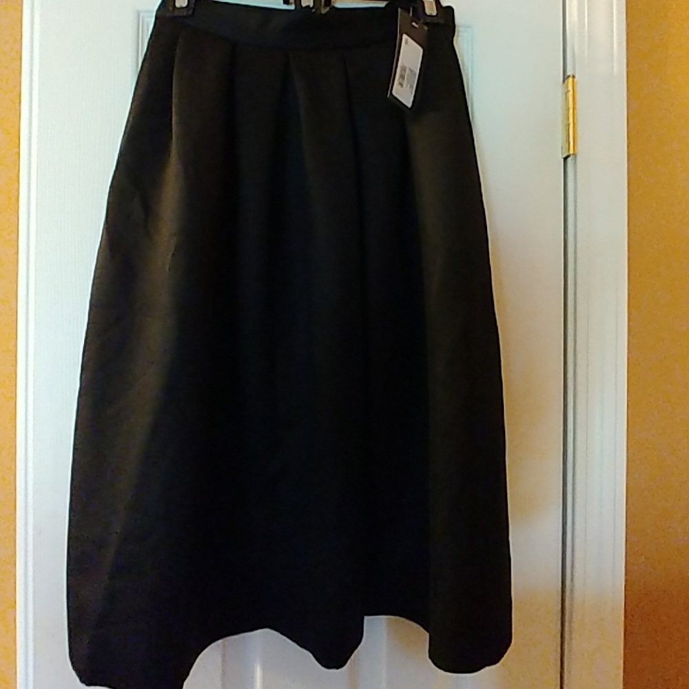 Black skirt